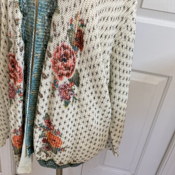 NWT Farm Rio gorgeous embroidered sweater Large P - Picture 3 of 8